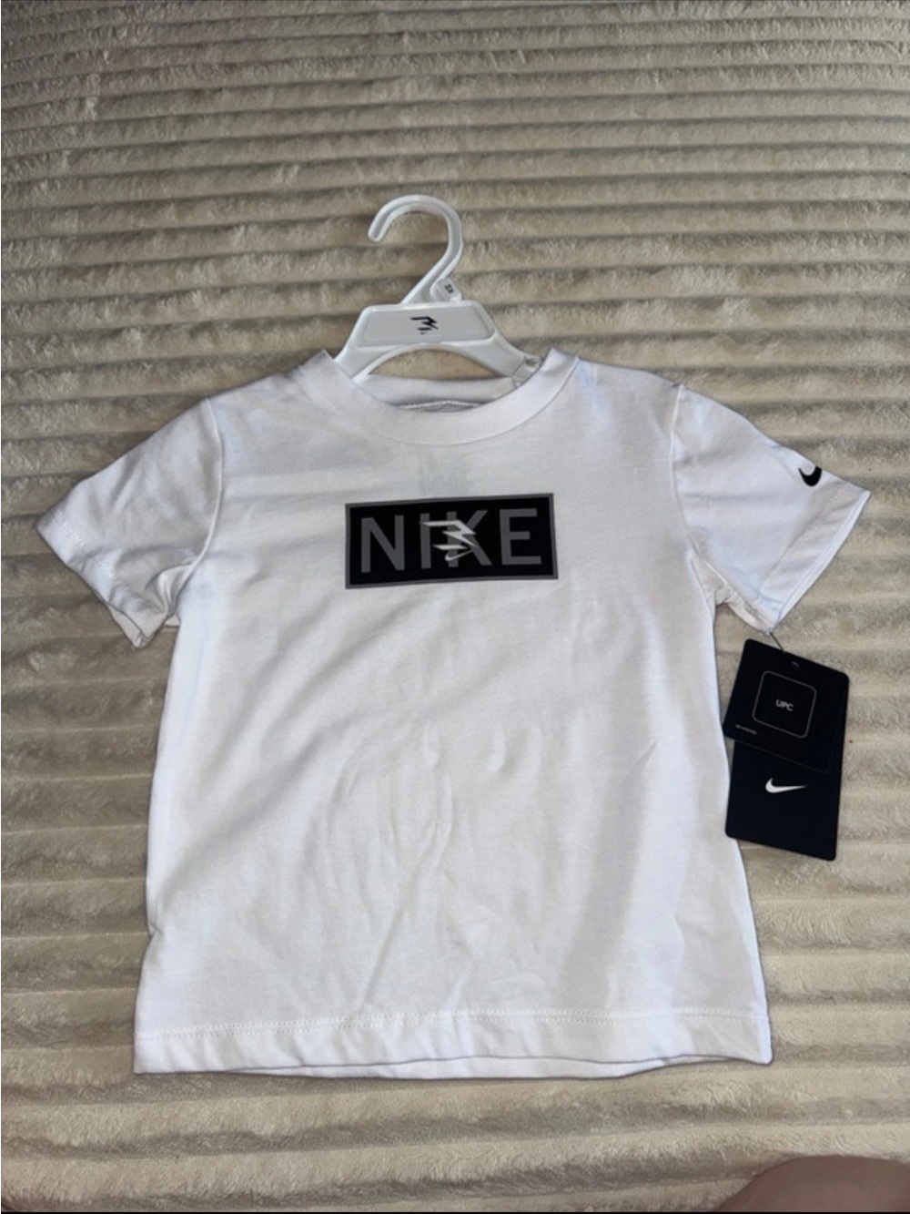 Nike White Kids T‑Shirt with Black Logo Box